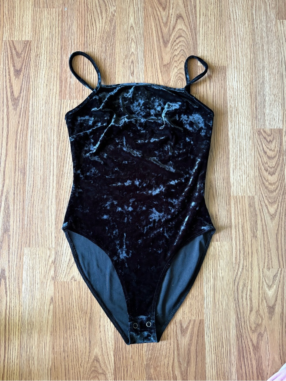 Forever 21 Womens Black Crushed Velvet Bodysuit with Slim Straps